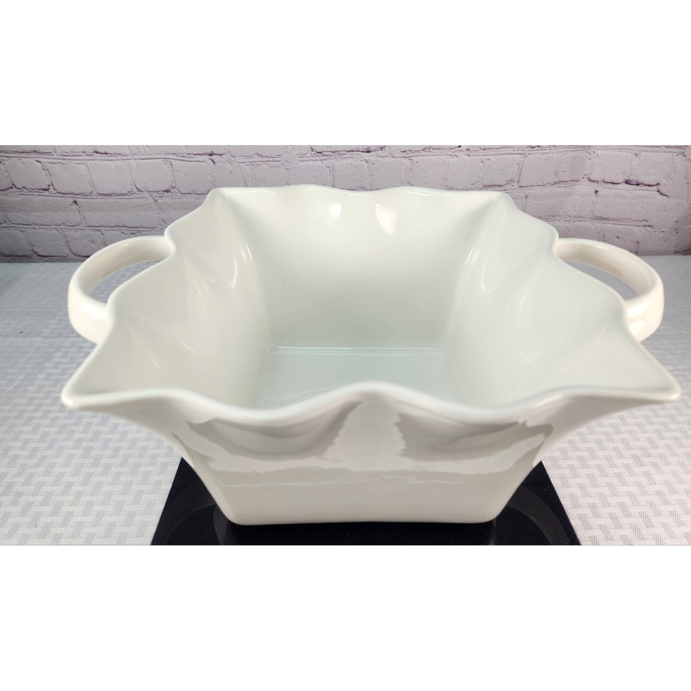 10 Strawberry Street White Fluted Square Handled Serving Dish Fruit Bowl  Decor